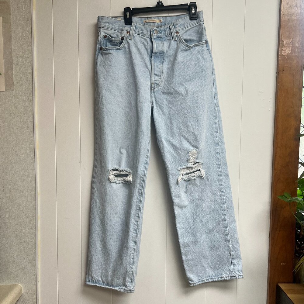 Levi's Light Wash Straight Leg Jeans